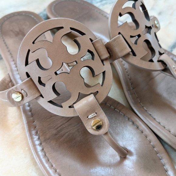 💔SOLD💔 Tory Burch Miller sandal light brown - Picture 10 of 13
